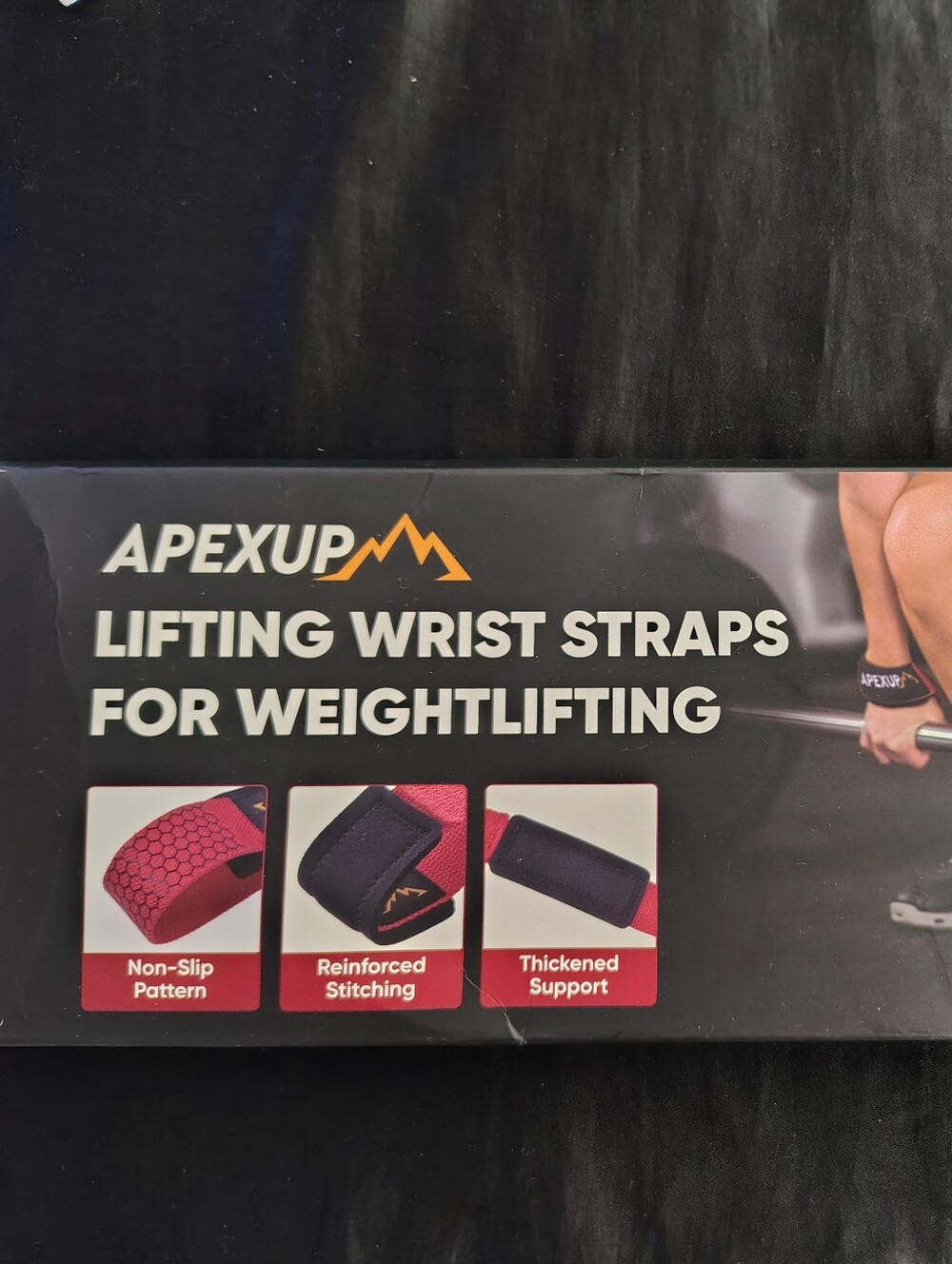 Apex Lifting Wrist Straps in Black and Red